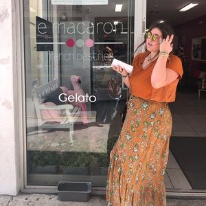 Meet your Posher, Veronica